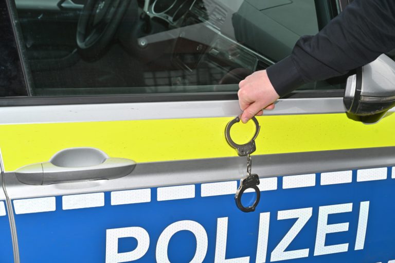 BS: Einbruch in Telefonshop