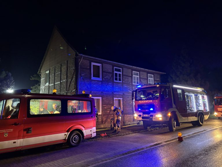 Vier Vermisste in Abrisshaus: Feuerwehr übte realitätsnah