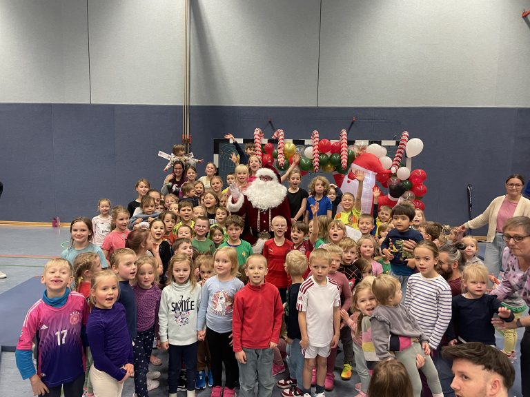 Kinderturnabteilung des VFR Weddel machte Weihnachtsfeier