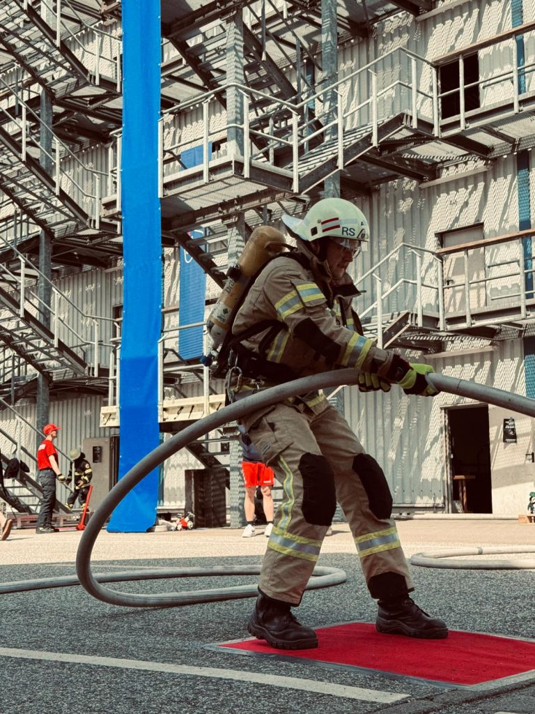 Feuerwehr Hemkenrode beim Atemschutznotfall-Wettbewerb in Hamburg erfolgreich