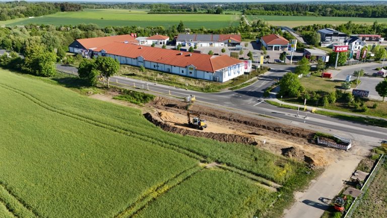Spatenstich für den Kreisverkehr „Im Moorbusche“ in Cremlingen