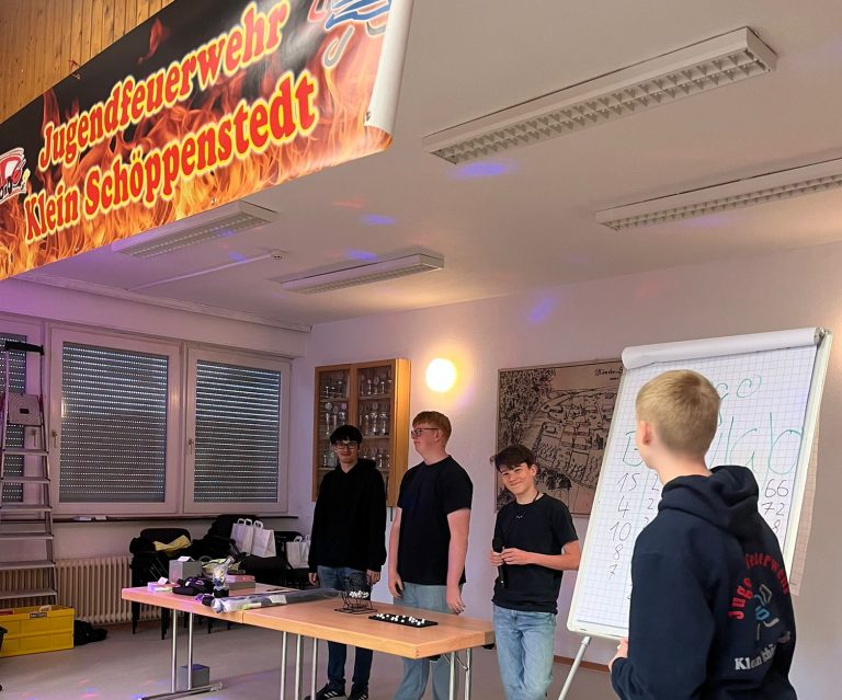 Jugendfeuerwehr organisierte das Bürgerfrühstück in neu Jugendfeuerwehr organisierte das Bürgerfrühstück in neu
