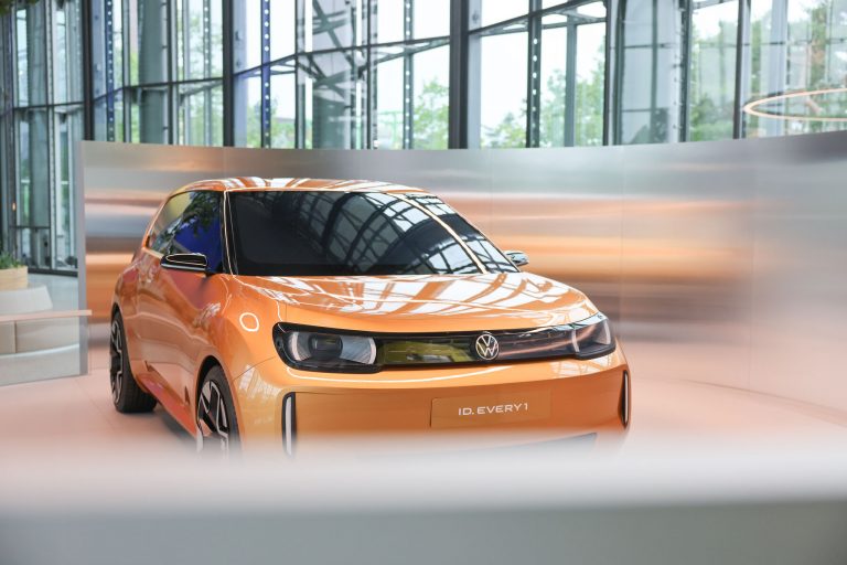 ID. EVERY1: Volkswagens künftiges elektrisches Einstiegsmodell in der Autostadt zu sehen