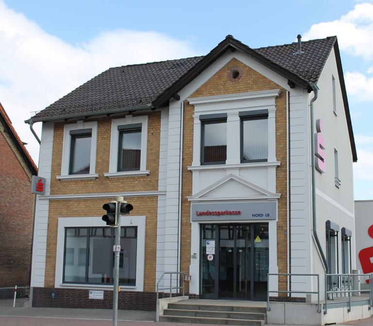 „Ihre Sparkasse vor Ort, seit 1765“ in Lehre schon bald Vergangenheit?
