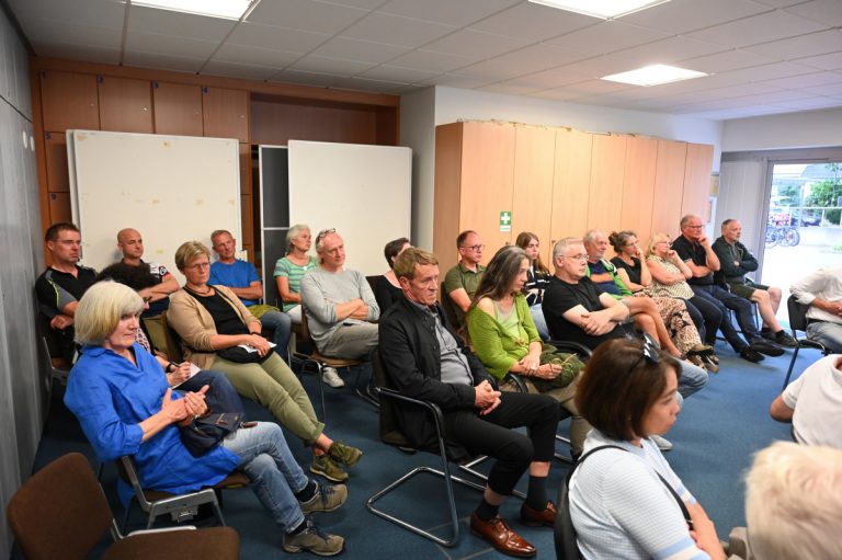 Bürgeriniative reklamiert Protokoll der Gemeinde Cremlingen