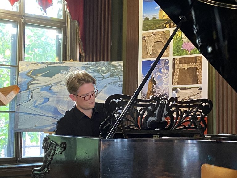 Kulturstadtverein präsentiert Werla-Bilder