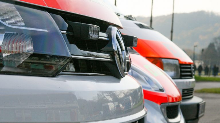 SZ: Vier verletzte Personen nach Verkehrsunfall