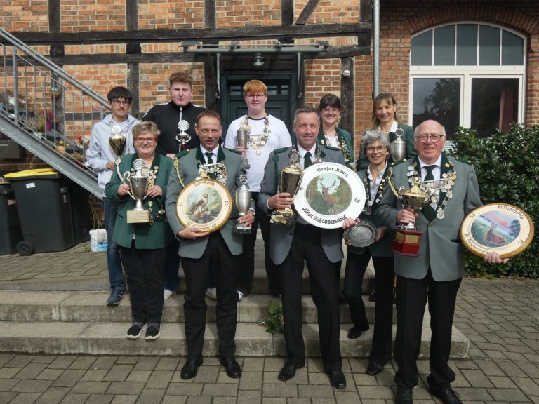 Schützenfest vom Schützenverein Klein Schöppenstedt Schützenfest vom Schützenverein Klein Schöppenstedt
