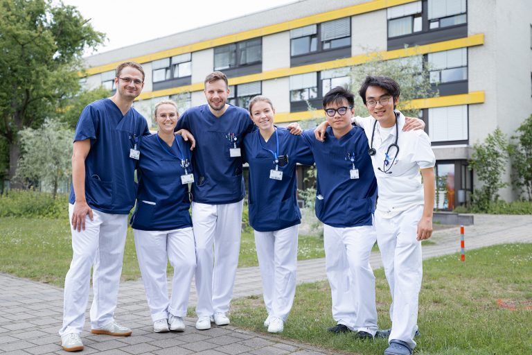 Klinikum mit Alleinstellungsmerkmal: Notfall- und Akutmedizin als Wahlfach für PJler Klinikum mit Alleinstellungsmerkmal: Notfall- und Akutmedizin als Wahlfach für PJler