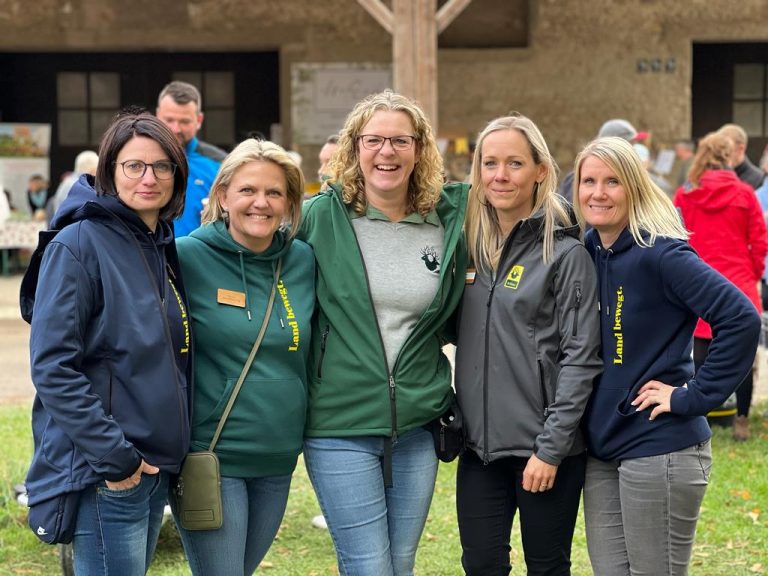 Wohnen und Arbeiten auf dem Rittergut Lucklum Wohnen und Arbeiten auf dem Rittergut Lucklum