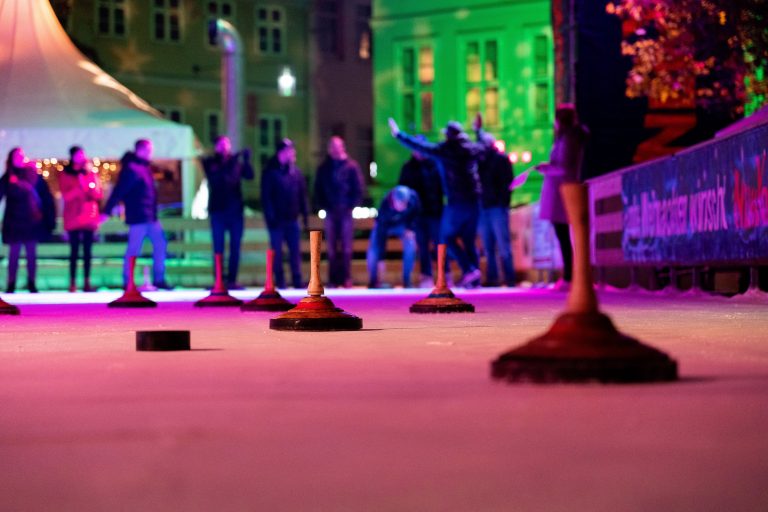 Eiszauber Braunschweig & Snodekk: Gemeinsam für unvergessliche Weihnachtsfeiern in der Region Eiszauber Braunschweig & Snodekk: Gemeinsam für unvergessliche Weihnachtsfeiern in der Region