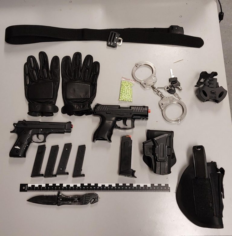 Mit mehreren Anscheinswaffen bewaffnet – Bundespolizei nimmt Ladendieb im HBF Braunschweig fest