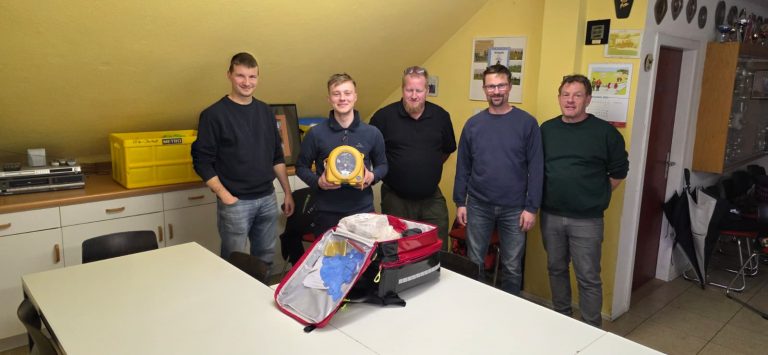 AED-Schulung bei der Destedter Feuerwehr