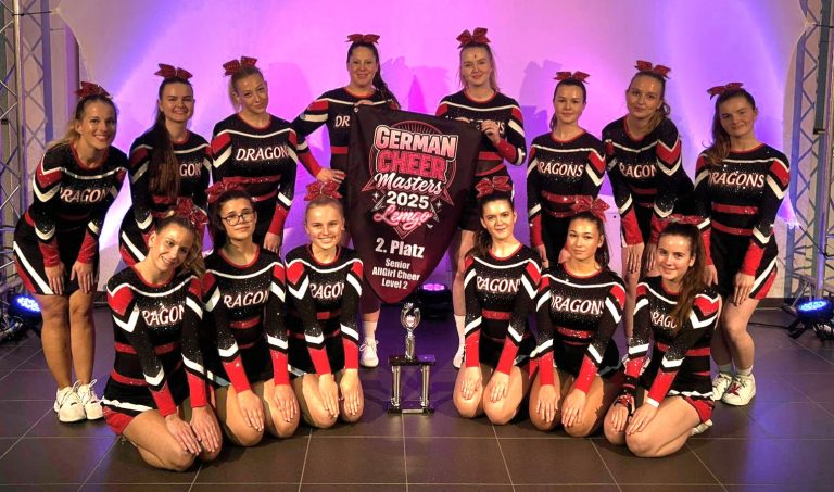 Dragons feiern Erfolg bei der Meisterschaft – Platz 2 für die Amazing / Kategorie Senior Allgirl Level 2