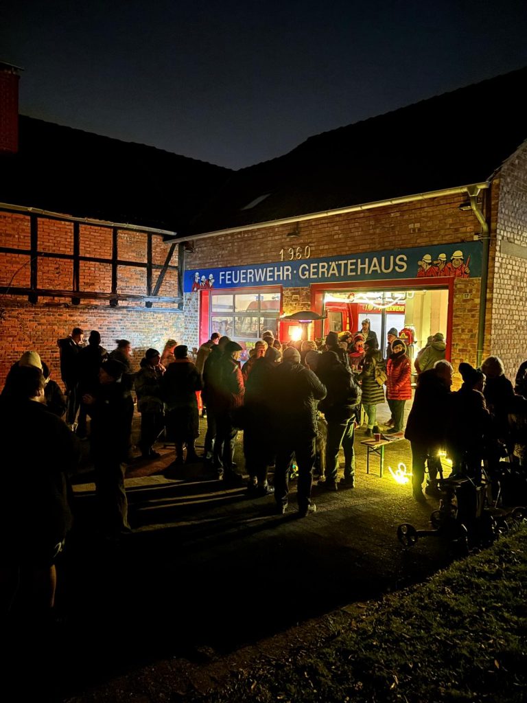 Feuerwehr bietet stimmungsvolles Bild