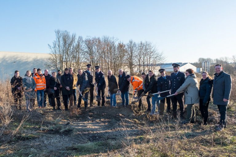 Spatenstich für den Neubau eines kombinierten Feuerwehrhauses mit Rettungswache in Cremlingen