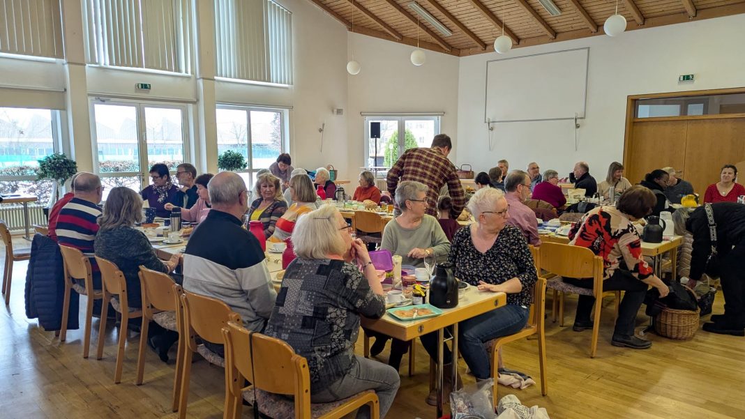 87ffa6ef-bb7f-499c-ba66-ea2fff35804c