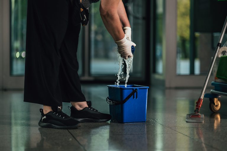 15 Euro pro Stunde ist das Minimum fürs Saubermachen im Kreis Wolfenbüttel