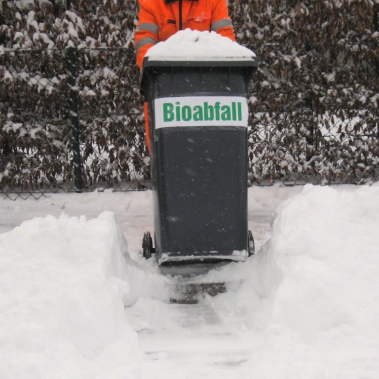 Schnee und Eis: Einschränkungen bei Müllabfuhr möglich