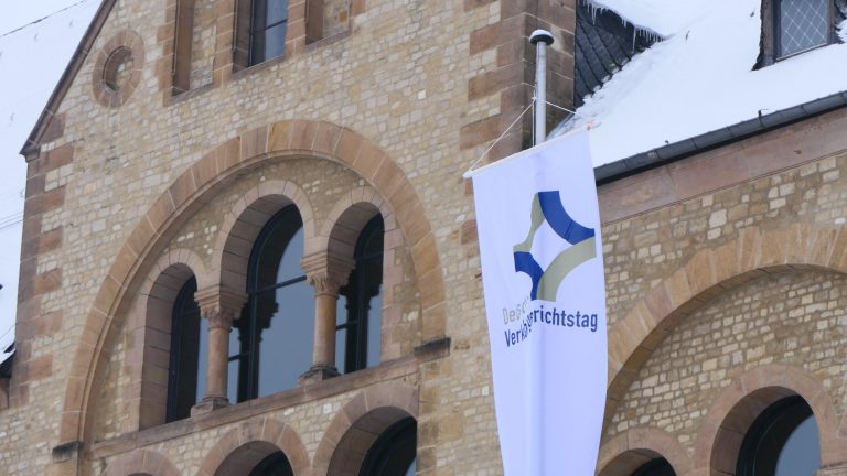 Verkehrsgerichtstag beendet: DVR fordert von Bund und Ländern jetzt Taten statt Worte