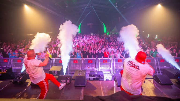 Oster Malle Indoor-Festival 2026 – Norddeutschlands größtes Mallorca Indoor Festival