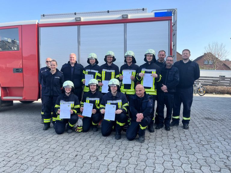 13 neue Einsatzkräfte für die Gemeindefeuerwehr Cremlingen